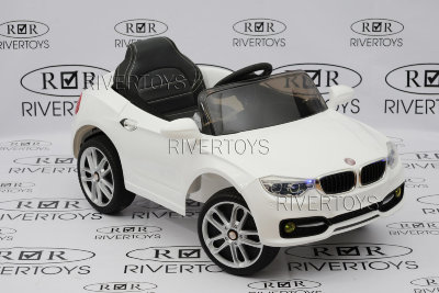 RiverToys Автомобиль BMW P333BP  